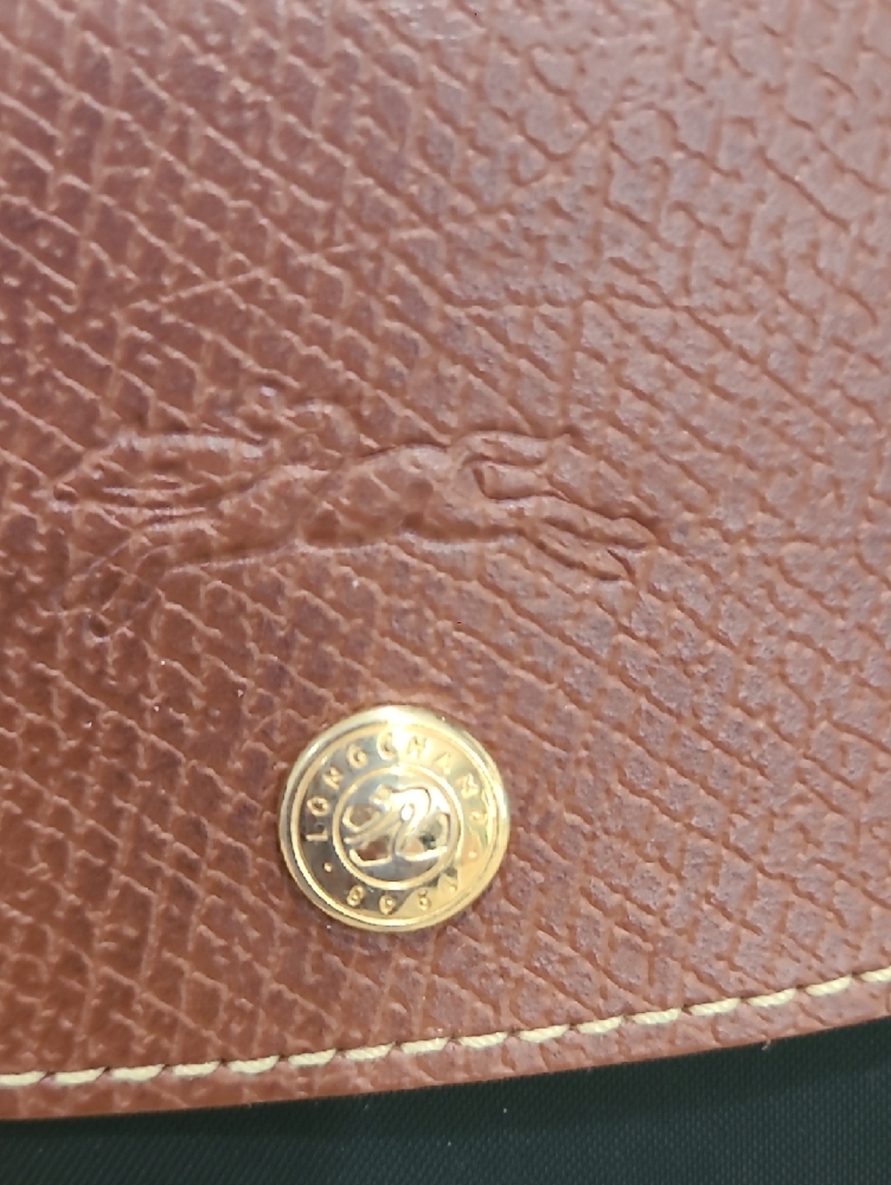 Longchamp Brown Pebbled Leather Snap Shoulder Bag with Gold-Tone Button - Picture 4 of 12